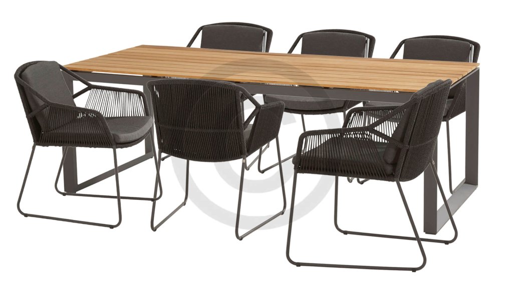 4seasons outdoor accor dining 