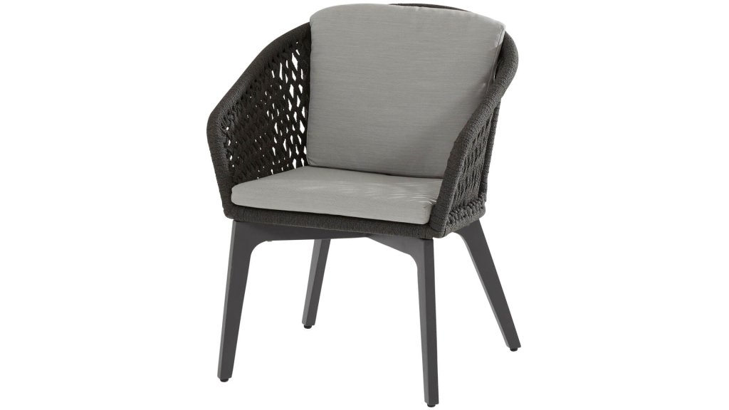 4 seasons outdoor belize dining