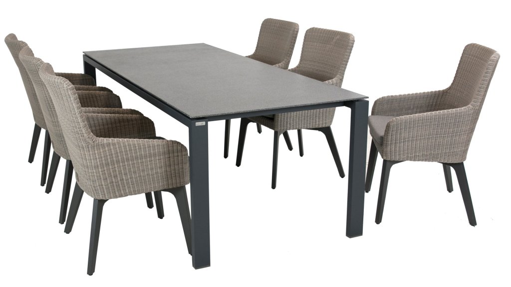 4 seasons outdoor luxor dining 